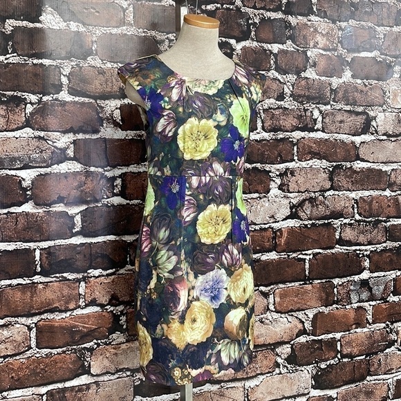 Darling Layla Fitted Dress Midi Short Sleeves Green Purple Floral Size Small S - Picture 7 of 14